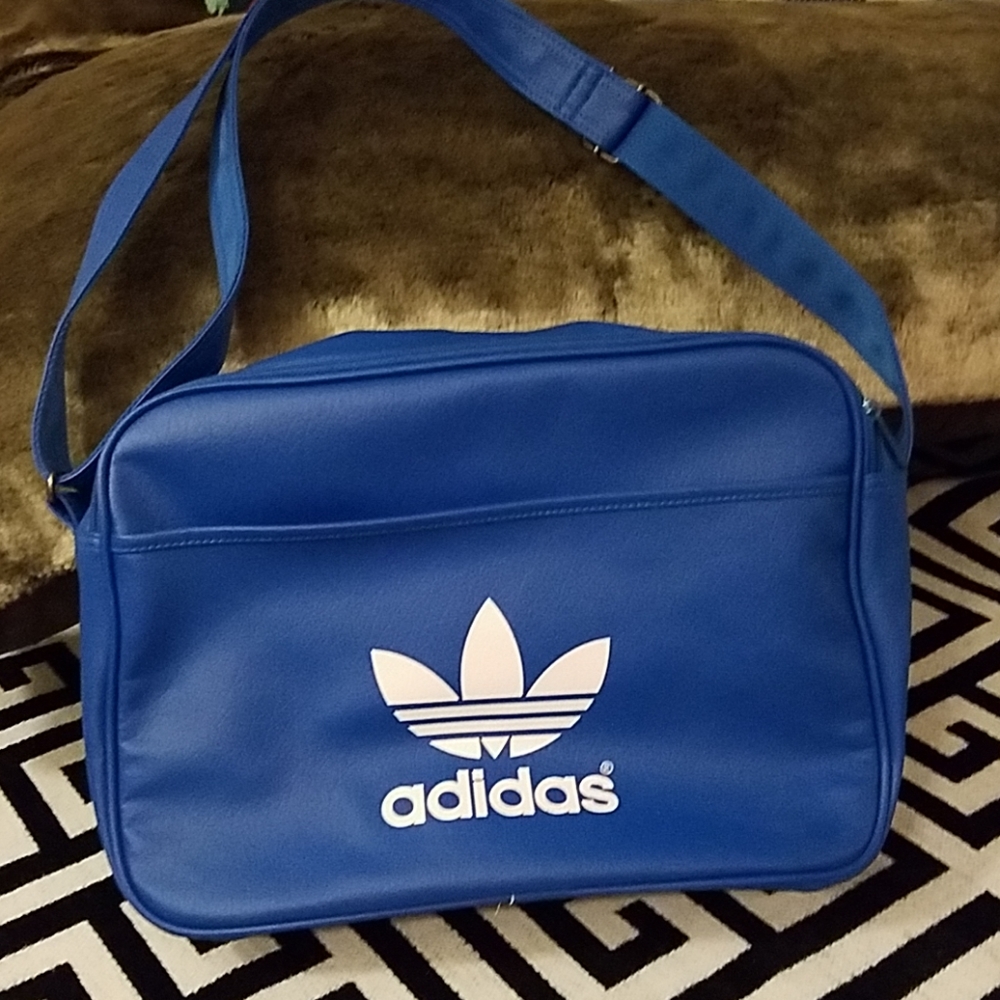Versatile adidas bag!